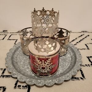 ⭐️40% Off⭐️ Bath & Body Works - White Barn Holiday Silver Candle Sleeve Bundle